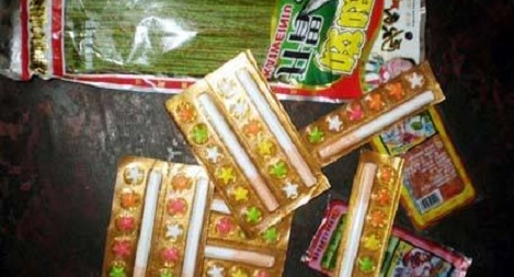 Cảnh báo tình trạng kẹo thuốc lá "tấn công" học sinh