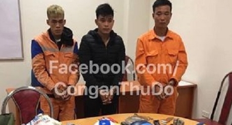 Bắt 3 đối tượng gây 15 vụ trộm dây cáp điện ở Hà Nội