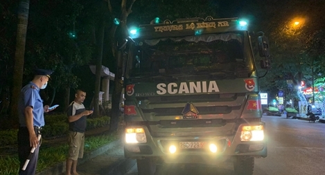 Hà Nội mạnh tay xử lý xe quá khổ, quá tải