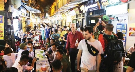 TP Hà Nội lần đầu tổ chức  "đêm không ngủ" kích cầu mua sắm