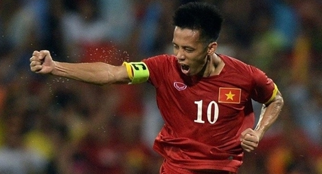 HLV Park Hang-seo "bất ngờ" triệu tập Nguyễn Văn Quyết