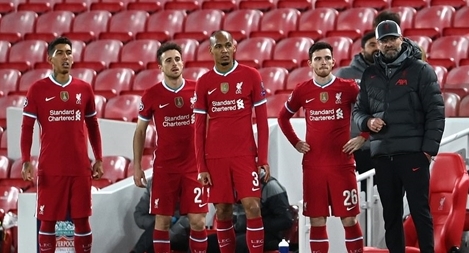 Có Salah, Liverpool vẫn thua cay đắng trên sân nhà