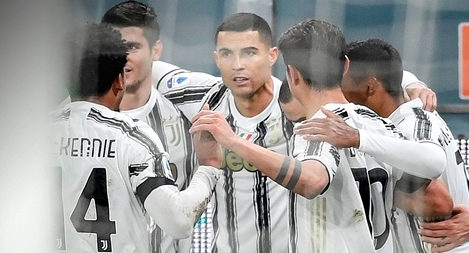 Ronaldo lập kỷ lục trong chiến thắng của Juventus