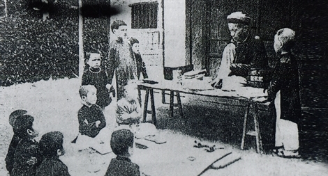 Có một nghĩa vụ thiêng liêng duy trì sự bất tử của tri thức