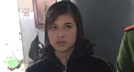 Bắt "nữ quái" lừa 5 tỷ đồng bằng bán lan đột biến giả