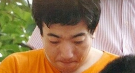 “Sát thủ Twitter” và nỗi ám ảnh về một loại tội phạm