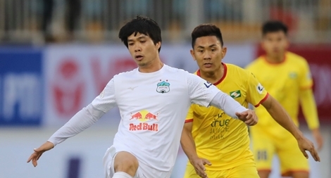 Kiatisak có chiến thắng đầu tiên tại V.league 2021