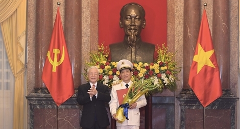 Trao Quyết định thăng cấp bậc hàm Thượng tướng đối với Thứ trưởng Nguyễn Văn Sơn