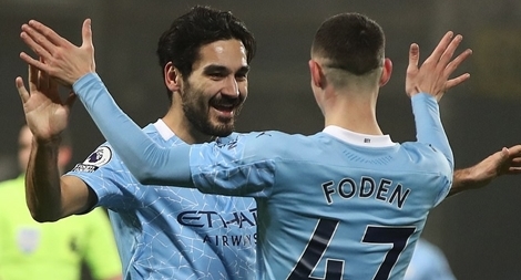 "Hủy diệt" WestBrome, ManCity chiếm ngôi đầu