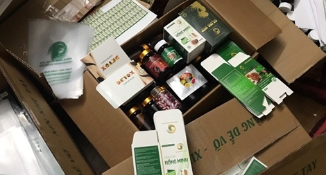 Thu giữ hơn 1 tấn thực phẩm chức năng tự chế 