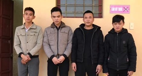 Triệt phá ổ nhóm chuyên “hack” Facebook để chiếm đoạt tài sản