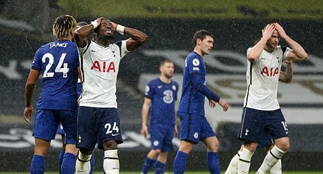 Thua tối thiểu Chelsea, Tottenham lún sâu vào khủng hoảng