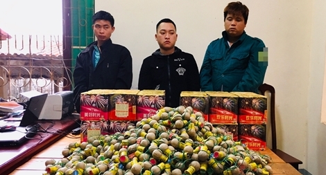 Bắt quả tang vụ vận chuyển 90 kg pháo nổ