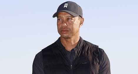 Huyền thoại Tiger Woods nhập viện vì tai nạn xe hơi