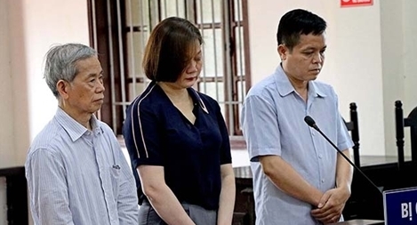 Y án hai bị cáo lừa đảo chạy việc