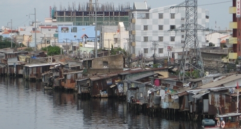 Xóa nhà siêu mỏng và phát triển nhanh hạ tầng giao thông