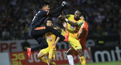 Đứng cuối bảng, Thanh Hóa còn "mất" trụ cột vì án phạt