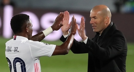 Zidane khen gợi Vinicius, Jurgen Klopp thua tâm phục khẩu phục