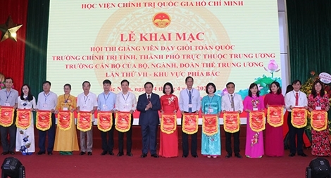 Khai mạc Hội thi giảng viên dạy giỏi toàn quốc các trường chính trị