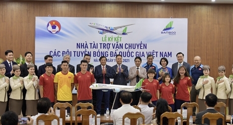 Đội tuyển Việt Nam sẽ tới UAE bằng “chuyên cơ”