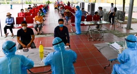 Xét nghiệm thần tốc, tăng cường tầm soát nguồn bệnh