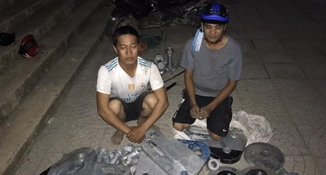 2 đối tượng "rủ nhau" trộm 1 tấn linh kiện tuabin điện gió