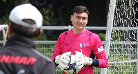 Vì sao ông Park chọn thủ môn Đặng Văn Lâm?