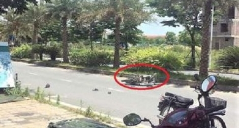 Giả vờ hỏi đường để cướp điện thoại của "shipper"