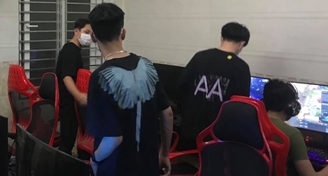Hoạt động trong mùa dịch, 2 quán game bị phạt 30 triệu đồng