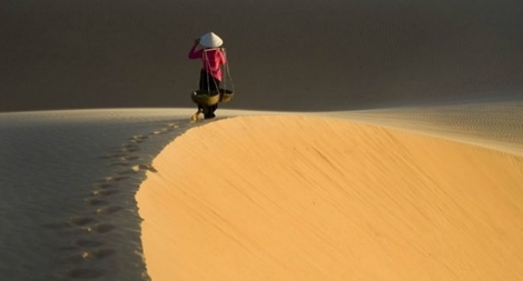 Tìm kiếm và sáng tạo thi ảnh trong thơ Việt