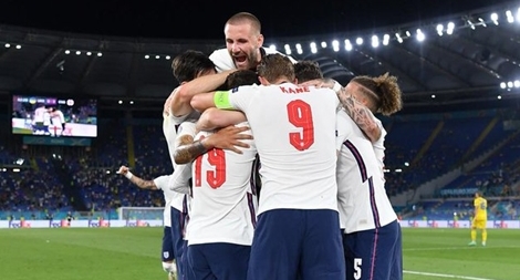 Luke Shaw, cậu nhóc năm nào giờ đã lớn