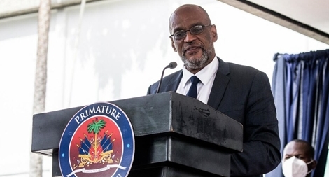 “Phao cứu sinh” cho Haiti giữa giông tố chính trị