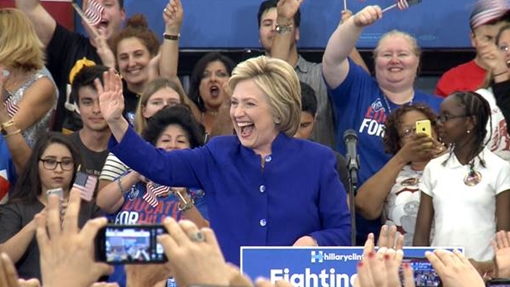 Bà Hillary Clinton đủ phiếu trở thành ứng viên Tổng thống của Đảng Dân chủ