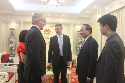 Thứ trưởng Lê Qúy Vương tiếp Trưởng sĩ quan liên lạc Cảnh sát Australia 