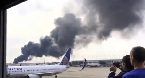 Máy bay chở 170 người bốc cháy dữ dội trên đường băng
