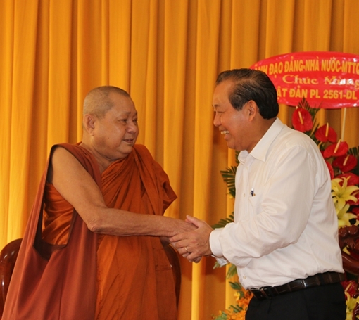 Phó Thủ tướng Thường trực chúc mừng Lễ Phật đản tại Cần Thơ