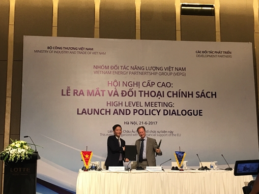 Việt Nam - EU ký Ý định thư về hợp tác năng lượng bền vững