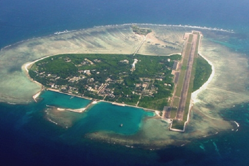 Phản đối Trung Quốc xây rạp chiếu phim trên đảo Phú Lâm