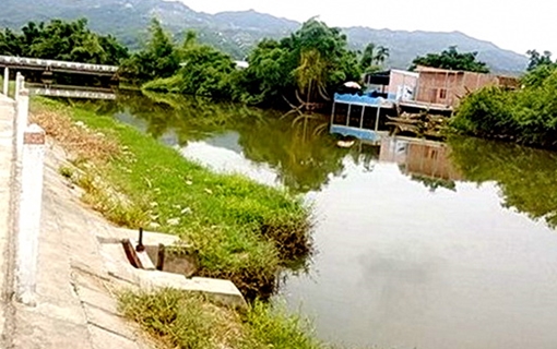 Cãi vã, đẩy người yêu xuống sông chết đuối 