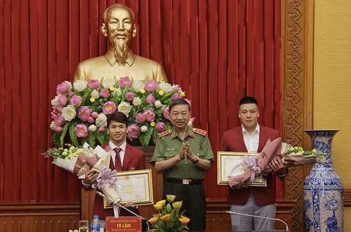 Bộ trưởng Tô Lâm gặp mặt, biểu dương các VĐV CAND đạt thành tích xuất sắc tại ASIAD 2018