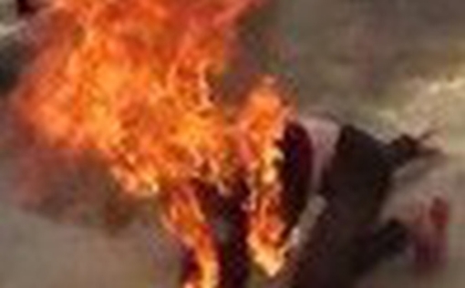 Kẻ dùng xăng thiêu vợ bị khởi tố thêm một tội danh khác