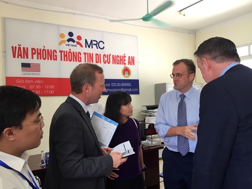 Anh cam kết hợp tác chặt chẽ với Việt Nam trong chống buôn bán người