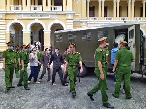 Băng trộm cạy két sắt xuyên Việt người Trung Quốc lãnh án