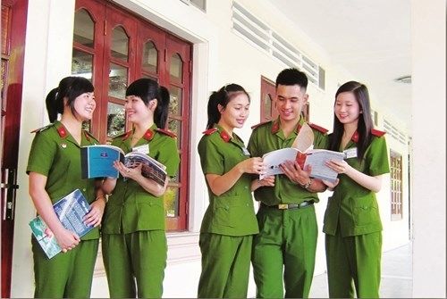 Điểm sàn nhận hồ sơ xét tuyển vào trường CAND từ 17,75 điểm trở lên