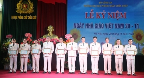 Trường Đại học PCCC kỷ niệm 38 năm Ngày Nhà giáo Việt Nam