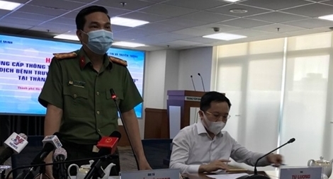 Khởi tố vụ án hình sự tiếp viên hàng không làm lây lan COVID-19