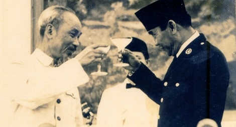 Triển lãm ảnh chuyến thăm Indonesia của Bác Hồ