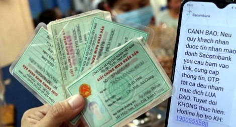 Bỗng dưng bị mắc nợ và “bốc hơi” tiền trong tài khoản