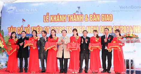 Thêm một tàu cá vỏ thép vươn khơi