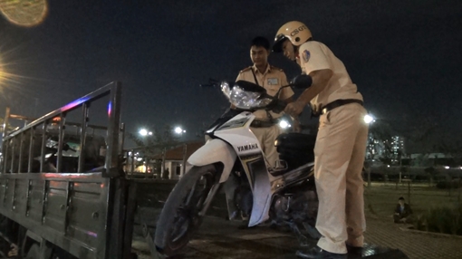 Nhiều "ma men" vẫn lảo đảo khi gặp CSGT